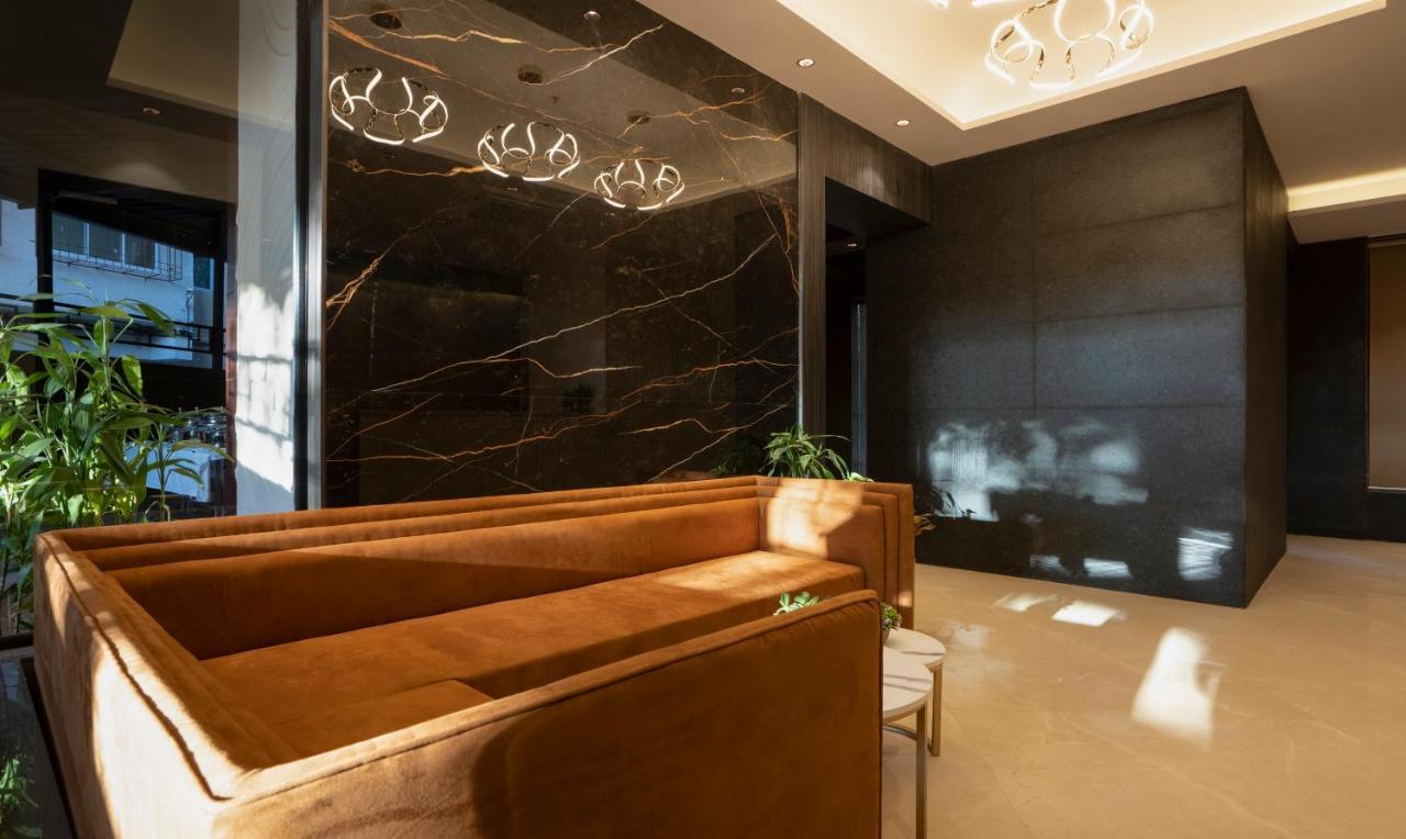 Treebo Premium Savera Inn Mumbai Exterior foto